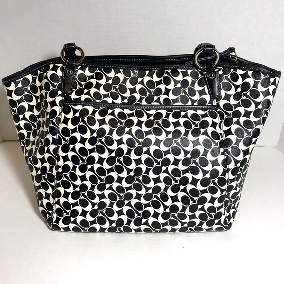 Coach Black and White Logo Tote Looks Brand new! - Picture 3 of 9